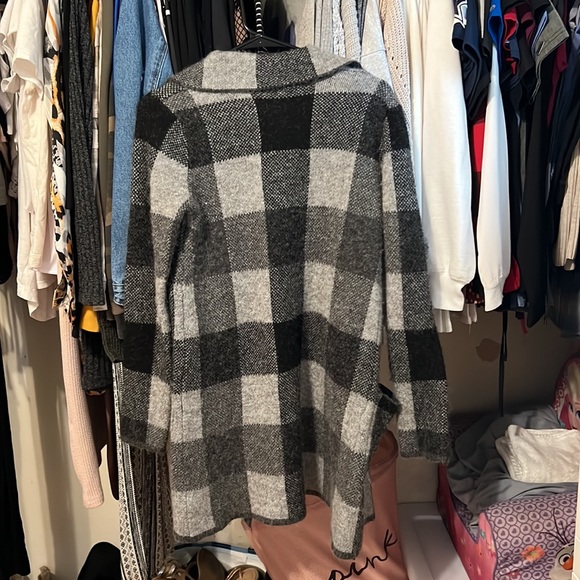 Jacket - Picture 3 of 4